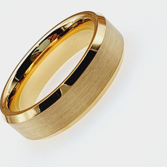 Men's Gold Wedding Ring, Brushed and Polished Ring, GALTUN747 - Picture 9 of 10